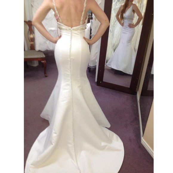 SAMPLE Fit & Flare Satin Wedding Dress Mermaid, Couture Collection - Picture 2 of 7